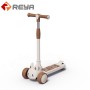 New Gift Factory Price Fast Folding Three Wheel Kids Scooter with Shinning Wheels Kids Scooter